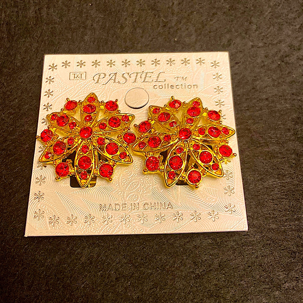 Pastel Collection Red & Gold Flower Leaf Sun Burst Style Round Clip On Earrings.